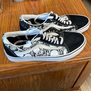 Vans Ol Skool Forgotten Bones. Men’s 8. Women’s 9.5. Lightly Worn.